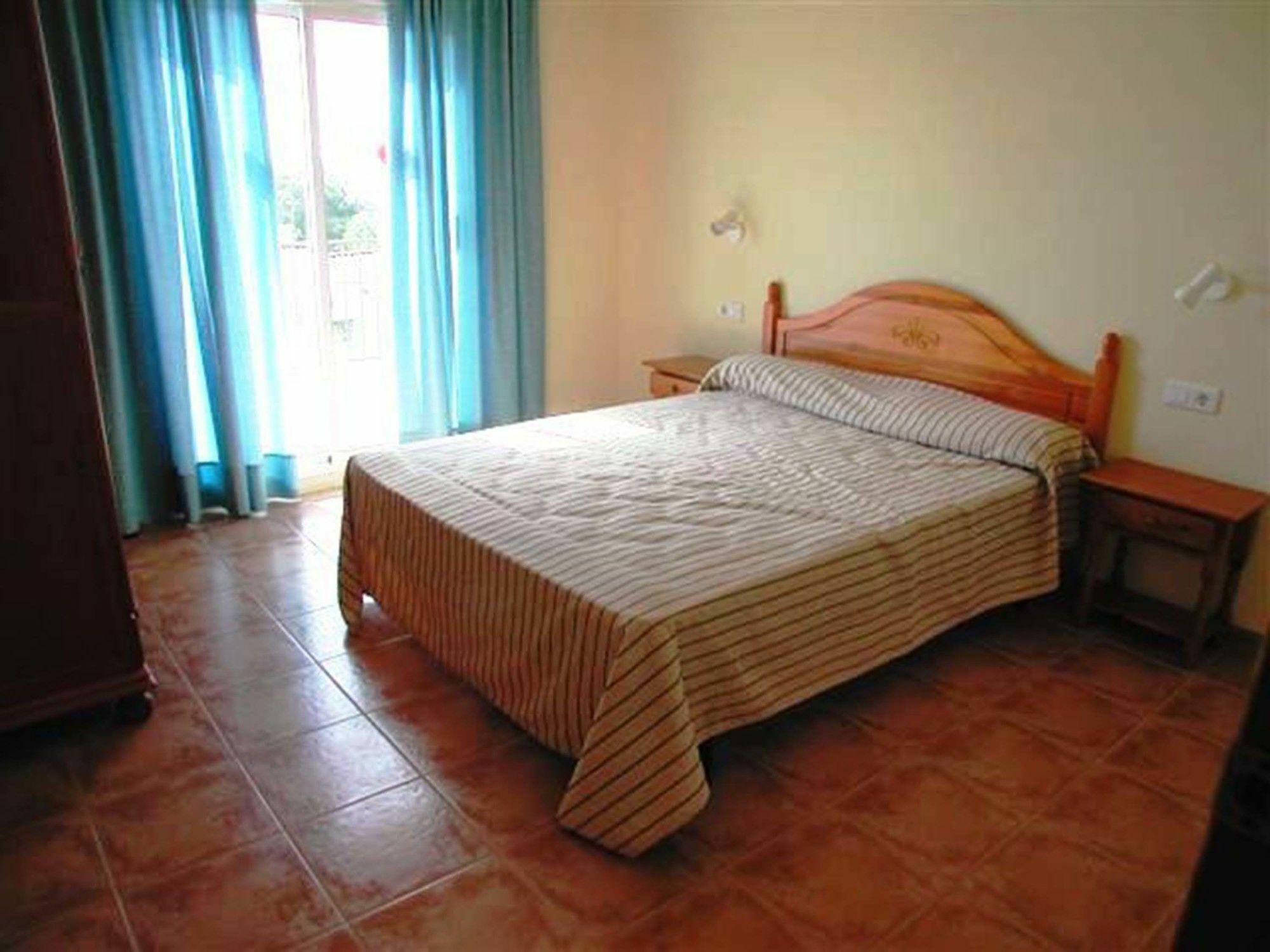 Rvhotels Apartamentos Torre Vella L'Estartit Bagian luar foto
