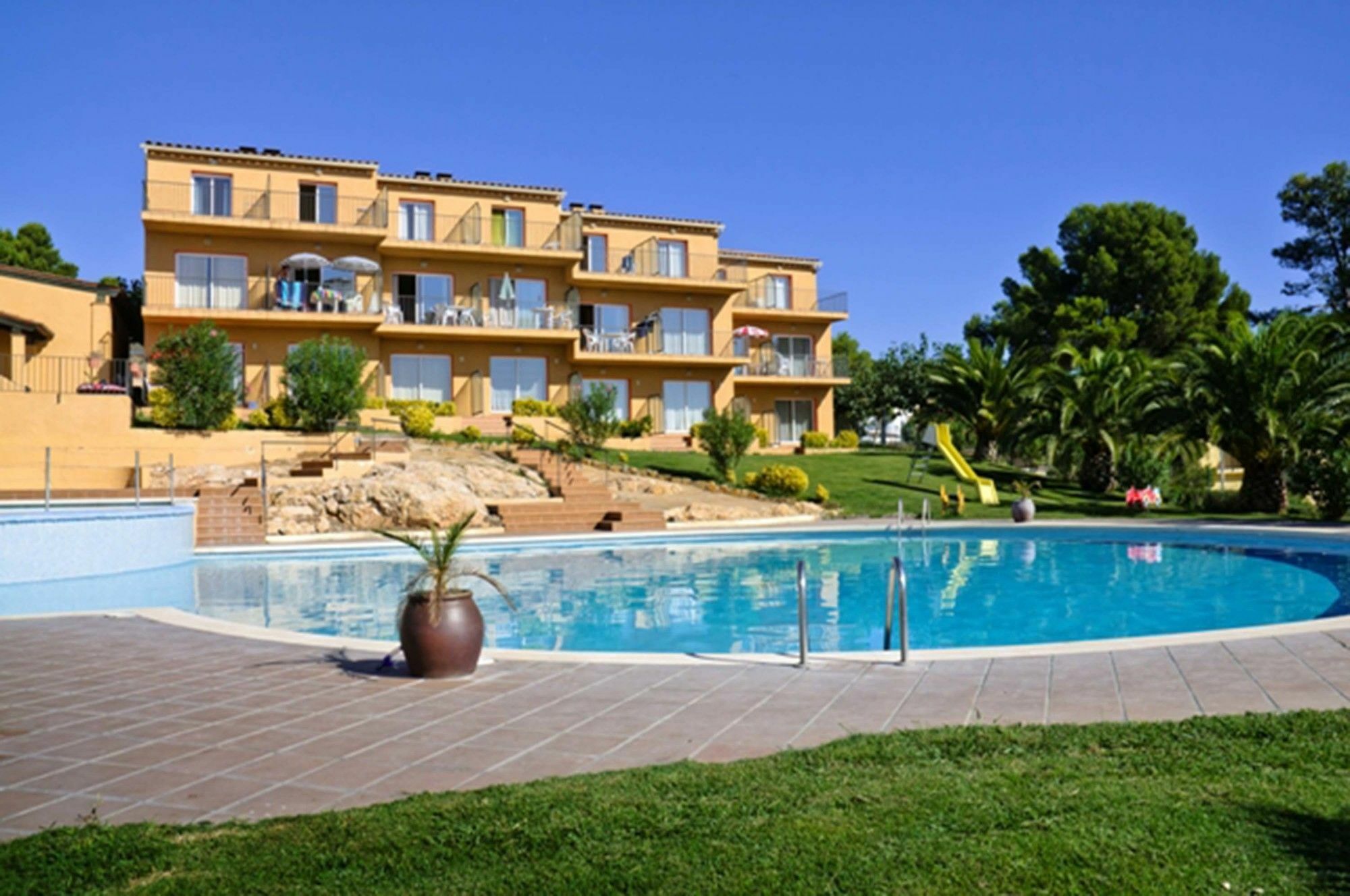Rvhotels Apartamentos Torre Vella L'Estartit Bagian luar foto