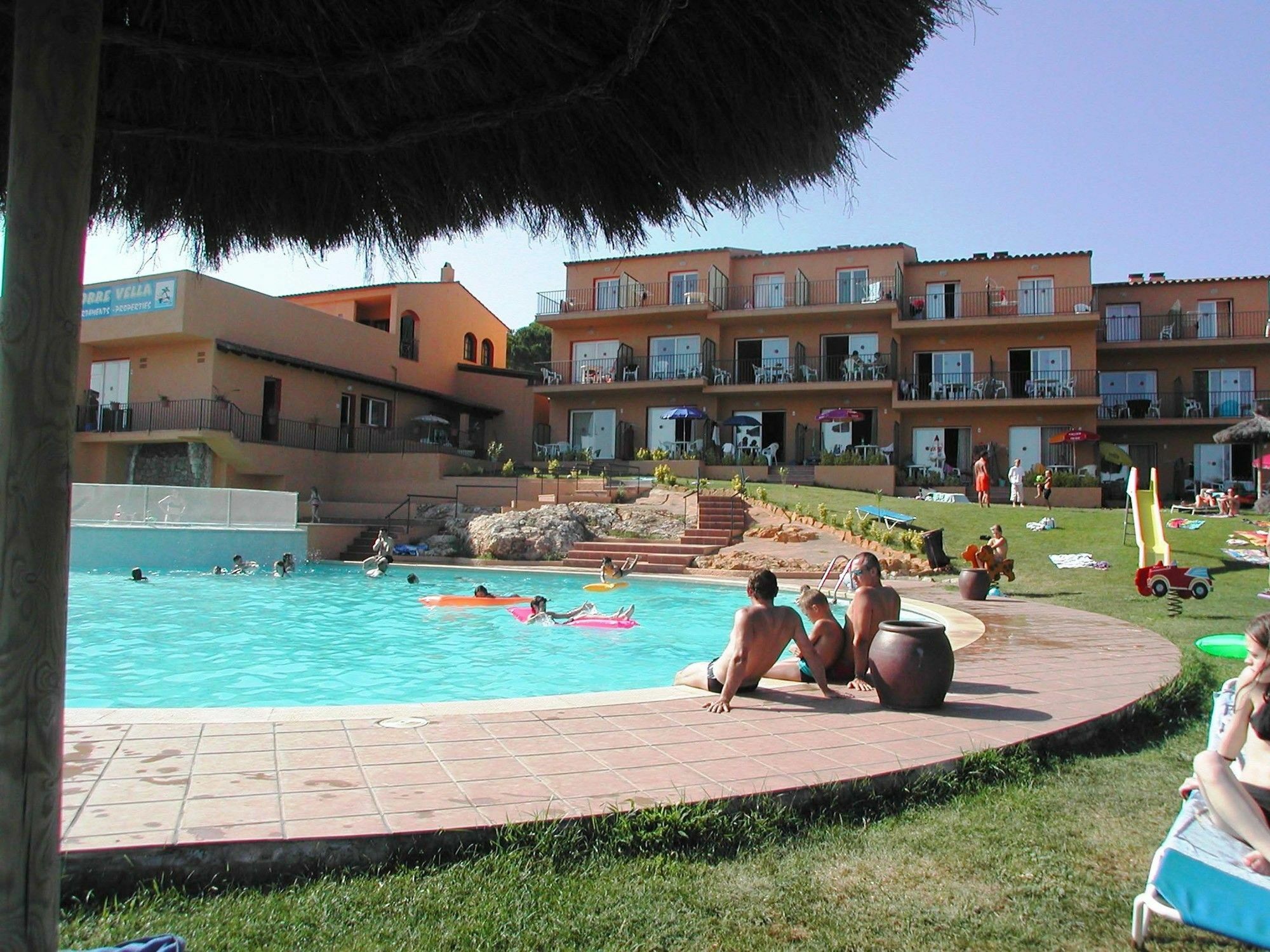Rvhotels Apartamentos Torre Vella L'Estartit Bagian luar foto